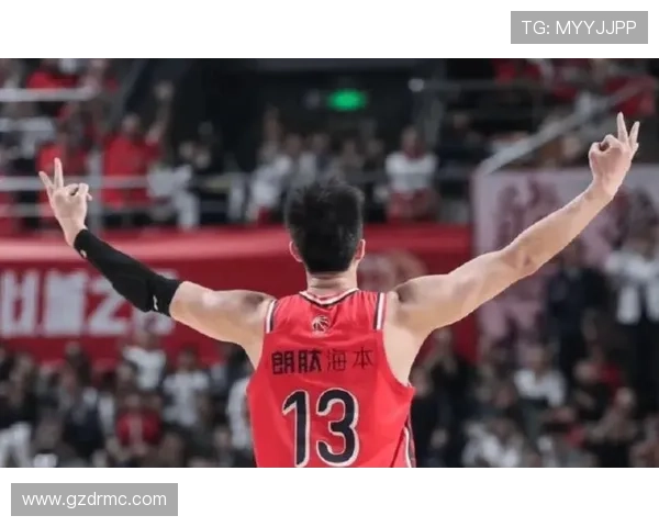 广厦主场完胜同曦豪取十三连胜